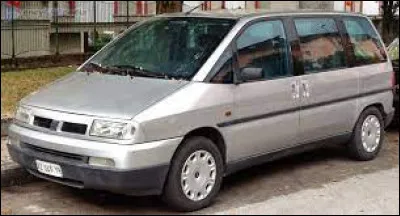 Voici le dernier de la fratrie. Cet italien est un ...