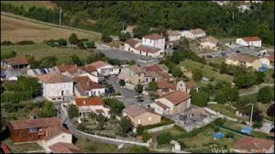 Nous sommes en Occitanie, à Labatut. Village de l'arrondissement de Pamiers, sur les bords de la Jade, il se situe dans le département ...