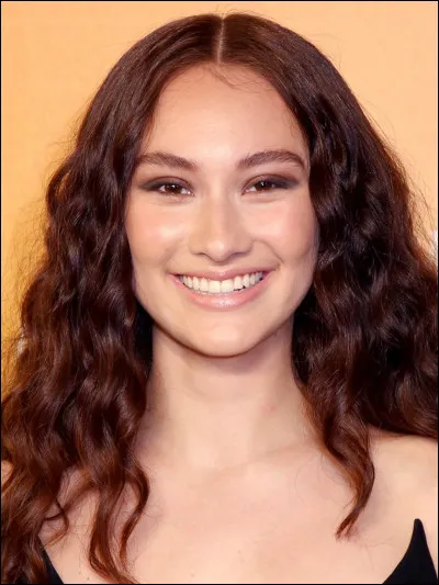 Quel âge a Lola Tung (2024) ?