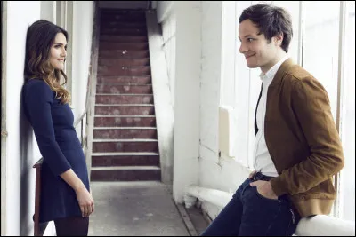 Termine les paroles : 

Elles sont énervantes, les filles d'aujourd'hui
Et malheureusement j'en fais partie
Elles sont trop hésitantes, les filles d'aujourd'hui
Elles savent pas ce qu'elles veulent
Elles savent pas dire "oui"
Les gens de mon temps s'enlassent
Et de ce temps, les gens se lassent...