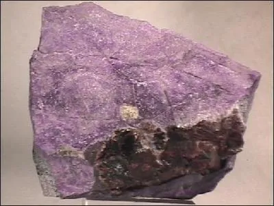 Quelle est cette pierre ?