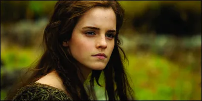 Quel est le nom du méchant chasseur qui tente de capturer la Bête ?