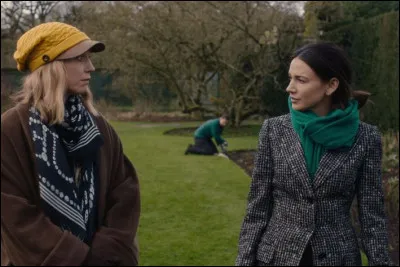 On voit notamment le personnage de Maya sur cette photo. Mais de quelle série Netflix est donc tirée cette scène ?