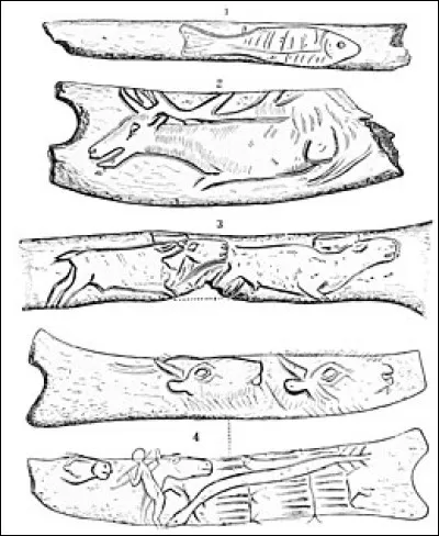 Comment s'appelle le tumulus de débris de cuisine danciens peuples de la Préhistoire ?