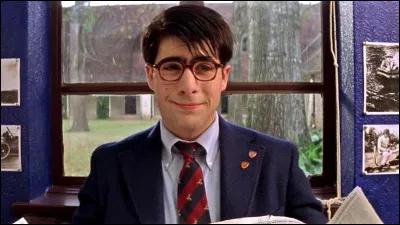 Quel film suit les aventures de Max Fischer, un élève de l'école privée Rushmore qui se lance dans une série de projets extravagants ?