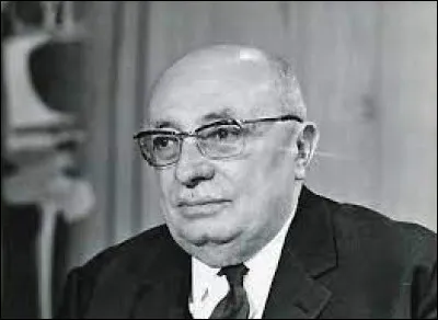 Cet homme politique, dirigeant du PCF, candidat à l'élection présidentielle de 1969, se nomme ...