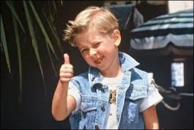 Quel âge a Jordy quand il chante "Dur dur d'être bébé !" en 1992 ?