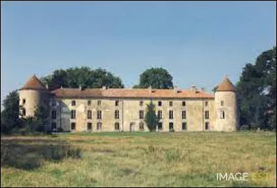 Autre château, autre région. Nous sommes en Lorraine, au château de Lenoncourt. Commune de l'aire d'attraction Nancéenne, elle se situe dans le département ...