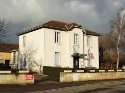 Je vous emm&egrave;ne maintenant &agrave; Certines. Commune de l'aire d'attraction Burgienne, elle se situe dans le d&eacute;partement ...