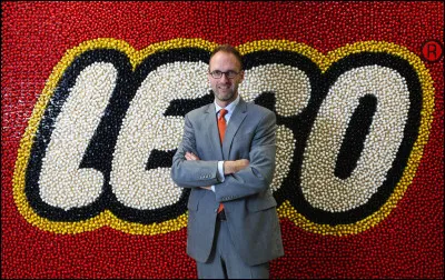 Qui dirige LEGO aujourd'hui ?