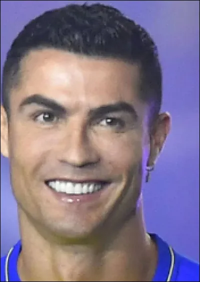 Qui est ce joueur portugais 5 fois Ballon dor ?