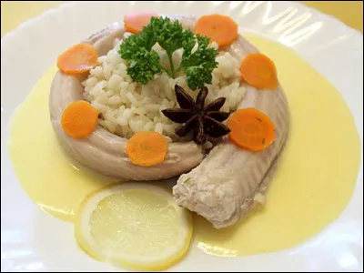 Quel est ce plat de poisson appelé aussi "roussette" ?