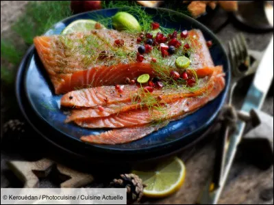 Quelle appellation prend ce saumon cru, mariné au moins 12 heures, avec du sel, du sucre, du poivre et de l'aneth ?