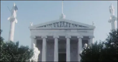 Ce 1er janvier, la Grèce rejoint la CEE dont elle devient le dixième Etat membre : c'était en ...