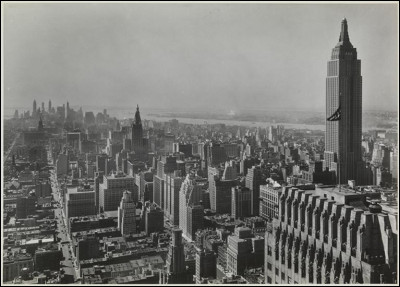Ce 1er mai, c'est l'inauguration, à New York, de l'Empire State Building, qui devient le plus haut bâtiment du monde : c'était en ...