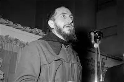 Ce 1er février, labbé Pierre lance un appel sur les antennes de Radio-Luxembourg "Mes amis, au secours... Une femme vient de mourir gelée, cette nuit à trois heures, sur le trottoir du boulevard Sébastopol" : c'était en ...