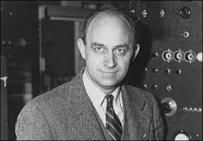 Ce 2 décembre, Enrico Fermi fait fonctionner à Chicago la première pile atomique et obtient la première réaction en chaîne de fission nucléaire : c'était en ...