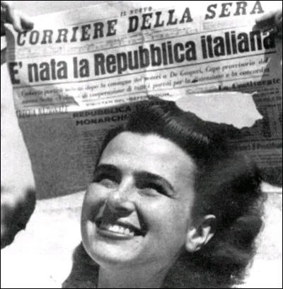 Ce 2 juin, par référendum, les Italiens rejettent la monarchie et choisissent la république : c'était en ...