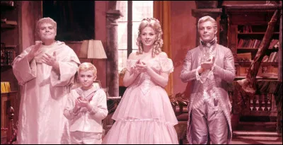 Dans le cinéma italien, elle est Flora di Roviano dans ce film réalisé par Antonio Pietrangeli, avec Mastroianni et Gassman :