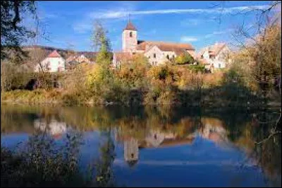 Village Doubien, dans une boucle de la Loue, Scey-Maisières se situe dans l'ex région ...