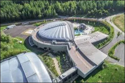 Nous sommes au Center Parcs du domaine des Trois Forêts, à cheval sur la Meurthe-et-Moselle et la Moselle. D'après-vous, en quelle année cette marque est-elle née au Pays-Bas ?