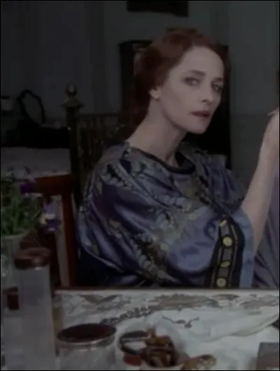 Quelle est cette comédie dramatique avec Rampling ?