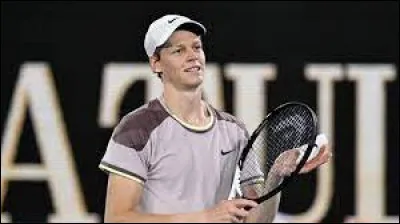 Quelle est la nationalité de Jannik Sinner qui a remporté l'Open d'Australie le 28 janvier ?