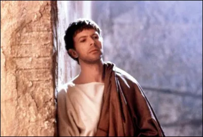Qui est cet acteur des années 80 pour le rôle Ponce Pilate dans le film de Scorsese "La Dernière Tentation du Christ" ?