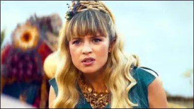 Quel est le nom du rival d'Obélix qui tente de conquérir le cur de Falbala ?