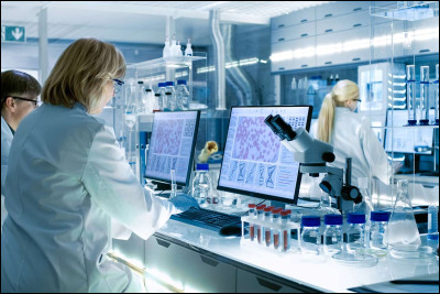 Imagine-toi dans un laboratoire, embryon dont l'avenir est encore incertain. Des scientifiques te créent, pour que tu deviennes un personnage Disney ! Allez, es-tu prêt(e) ?