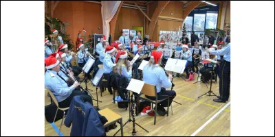 En quelle année l'harmonie municipale de Spicheren a-t-elle été créée ?