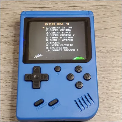 Qu'est-ce le jeu "Super Contra 7" ?