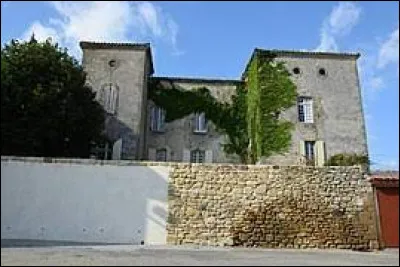 Je vous emmène dans le Lauragais, au château de Molleville. Village Audois, sur les bords de la Ganguise, il se situe dans l'ex région ...