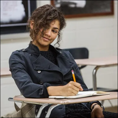 Qui joue-t-elle dans la saga "Spider Man" ?