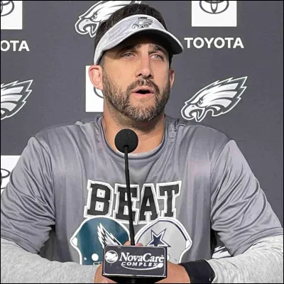 De quel autre mouvement culturel et littéraire des années 1950 les hippies descendent-ils, qui partageait leur goût pour la liberté, la contestation, et la marginalité ?