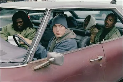 Ce film avec Eminem c'est "... Mile".