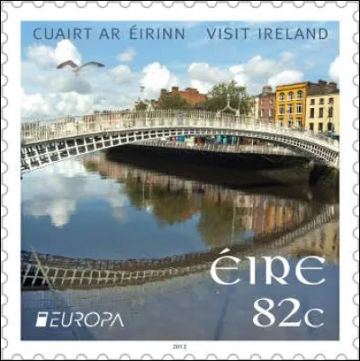 Littérature > L'opposant à "La verte Érin", qui évoquait "...cette terre de misère éternelle, ce pays loqueteux et sordide des gueux, ce foyer de révolte sans fin, de religion sanguinaire et dindéracinable superstition..." ?