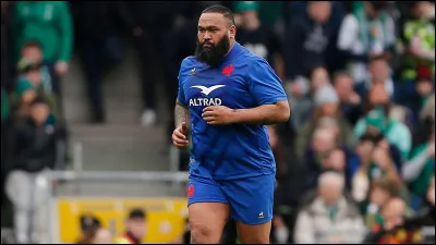 Dans quel pays est né Uini Antonio ?