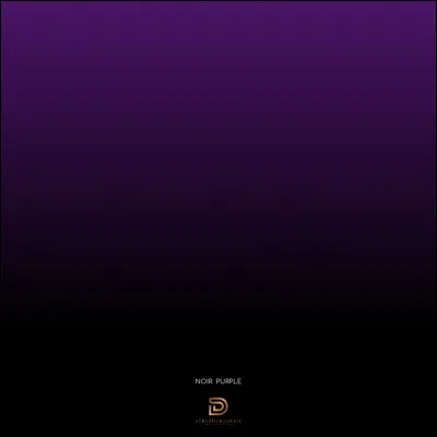 Qui a les cheveux violet et noir ?