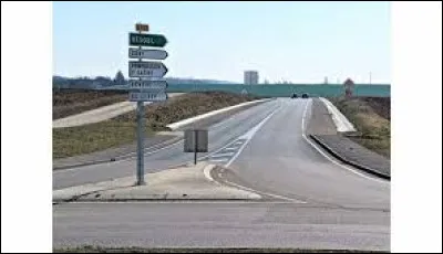 C'est un 22 novembre que naquit celui qui deviendra général puis président de la République. 
En quelle année est né Charles de Gaulle ?