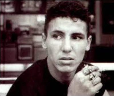 Comment le leader charismatique des Ducky Boys s'appelle-t-il ?