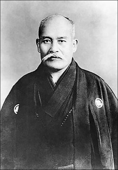 Quel art martial japonais (budo) a été fondé par Morihei Ueshiba ōsensei entre 1925 et 1969 ?