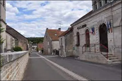 Nous terminons cette balade dans le Grand-Est, à Villiers-sur-Suize. Village de l'arrondissement de Chaumont, il se situe dans le département ...