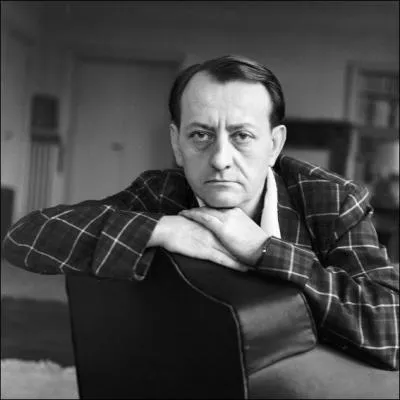 Le personnage de Malraux, Pierre Garine, apparat dans le roman :