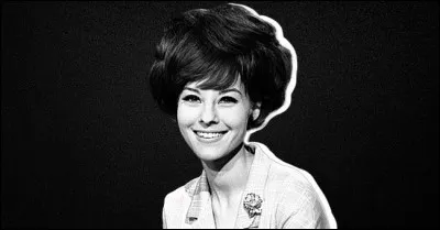 Qui a présenté l'émission "Télé-Dimanche" de 1969 à 1972 ?