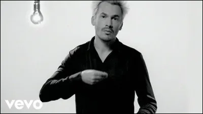 Dans le clip de quelle chanson Florent Pagny parle-t-il la langue des signes  ?