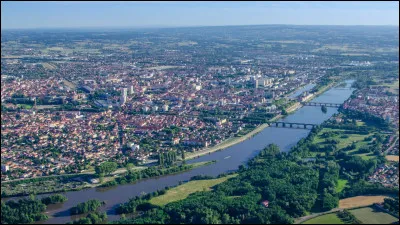 Combien de régions sont traversées par la Loire ?
