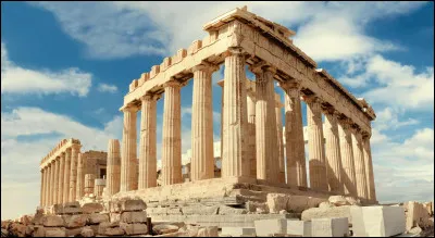 Quel est ce monument en P, érigé au sommet de l'Acropole d'Athènes et consacré à la déesse Ahéna ?