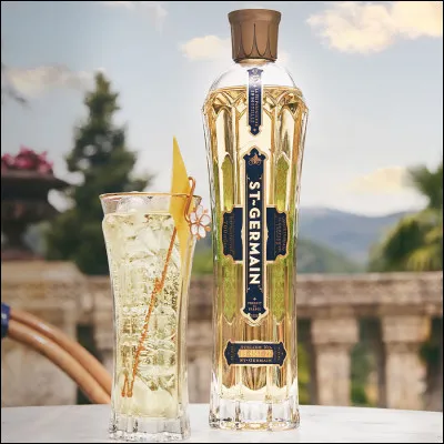 Le nom de Saint-Germain, outre cette liqueur de sureau, implique la présence de quel légume sec dans sa composition ?