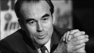 Un véhicule terrestre à moteur n'est pas...